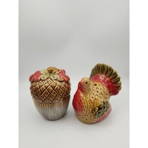 Vintage Ceramic Turkey & Acorn Salt & Pepper Shakers Thanksgiving Fall Decor